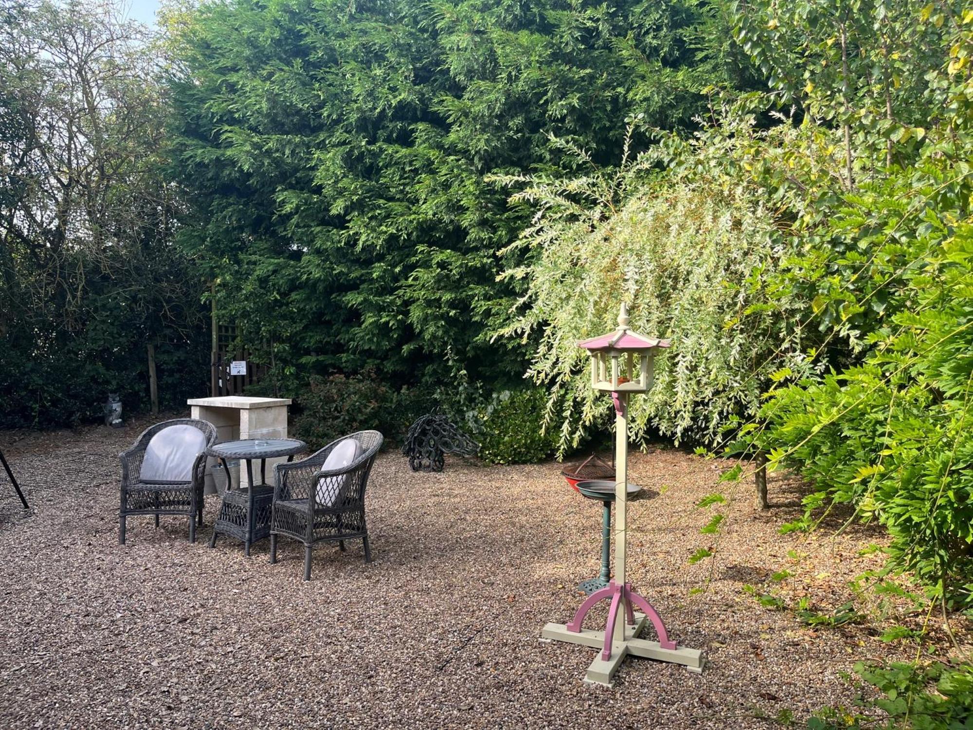 Fairview Farm Holiday Accommodation 14 Luxury Lodges, Cabins, Dog Friendly, Suitable For Couples, Families And Groups, Wedding Guests , Corporate Events, Sleeps 2-65 Guests In Ravenshead, Nottingham Near Sherwood Forest, Set In 88 Acres Exterior photo